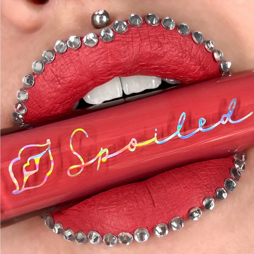 SPOILED LIPS POSH | LIQUID LIPSTICK